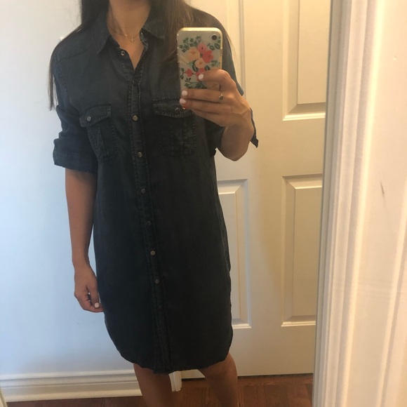 EUC Dex dark blue chambray shirt dress - Picture 4 of 9